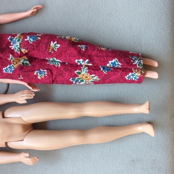 Mattel Vintage Ken and Barbie Doll One Outfit floral Hawaii - Picture 5 of 14